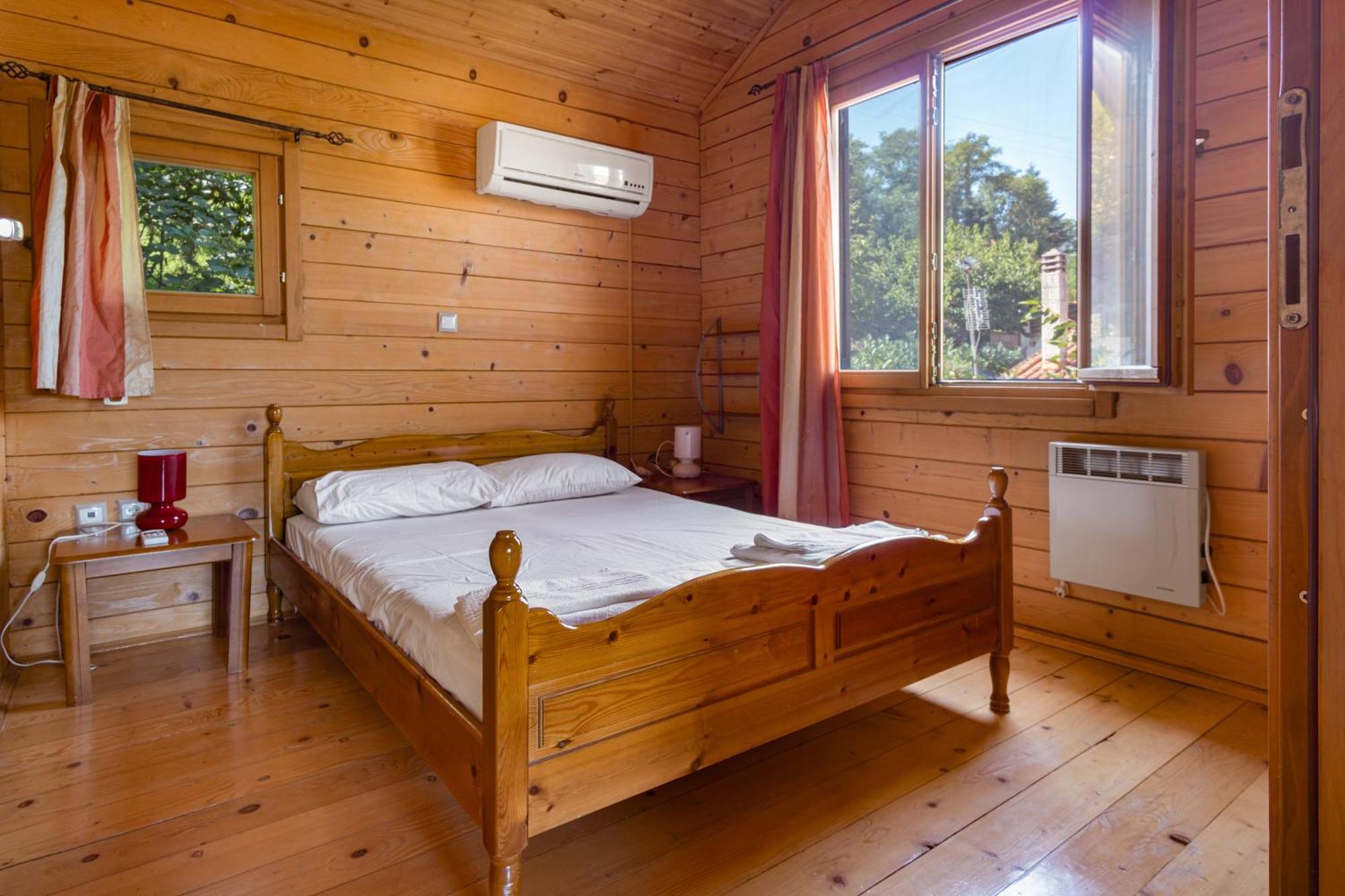 Zeus-Village Οικισμός Φινλανδικών Chalet Με Πισίνες & Γυμναστήριο Molos  Eksteriør bilde