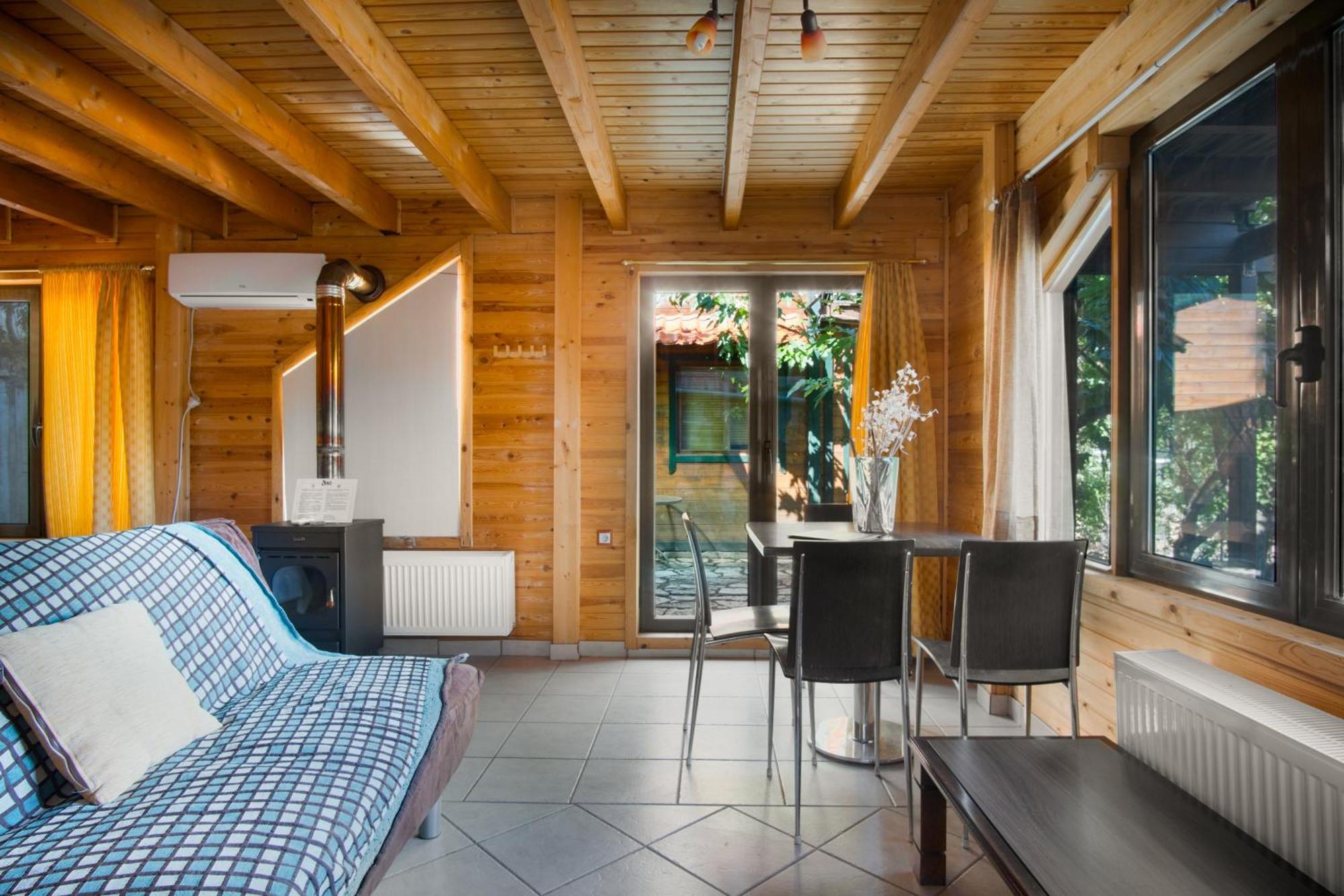Zeus-Village Οικισμός Φινλανδικών Chalet Με Πισίνες & Γυμναστήριο Molos  Eksteriør bilde
