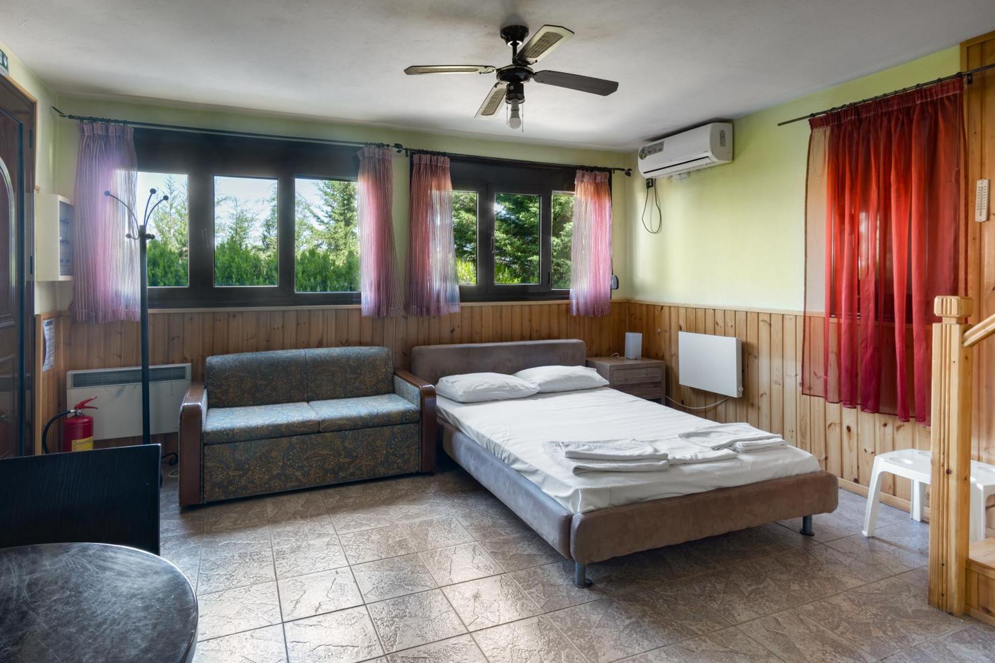 Zeus-Village Οικισμός Φινλανδικών Chalet Με Πισίνες & Γυμναστήριο Molos  Eksteriør bilde