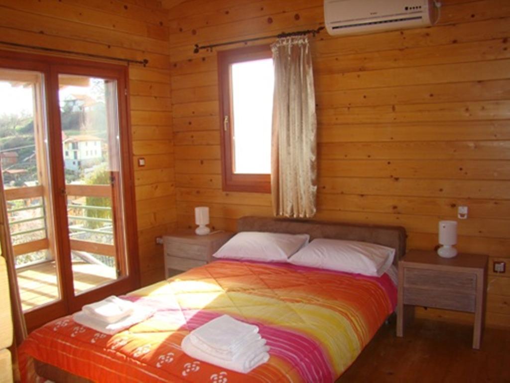Zeus-Village Οικισμός Φινλανδικών Chalet Με Πισίνες & Γυμναστήριο Molos  Eksteriør bilde